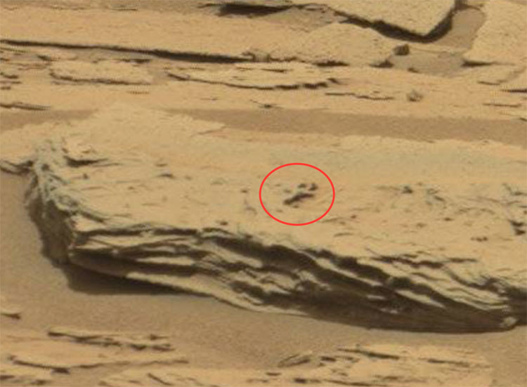 Ankh-found-on-Mars