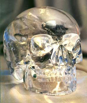 Mitchell-Hedges-crystal-skull-4-post