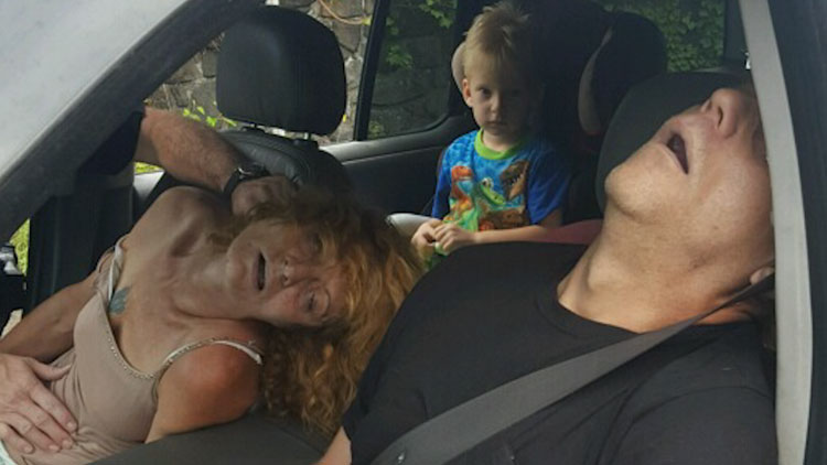 couple-in-car-overdose