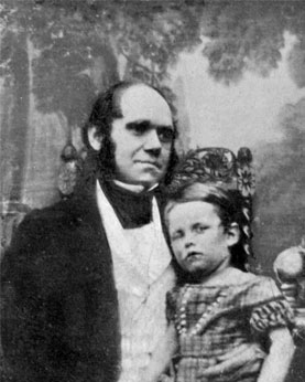 3l-Daguerrotype-of-Charles-Darwin-in-1842