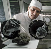 scientists-analysing-moon-rock