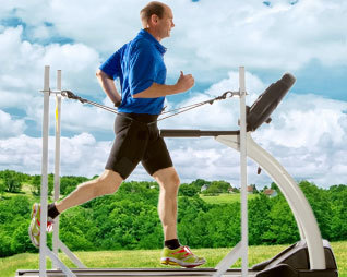 man_running_on_treadmill_4-post